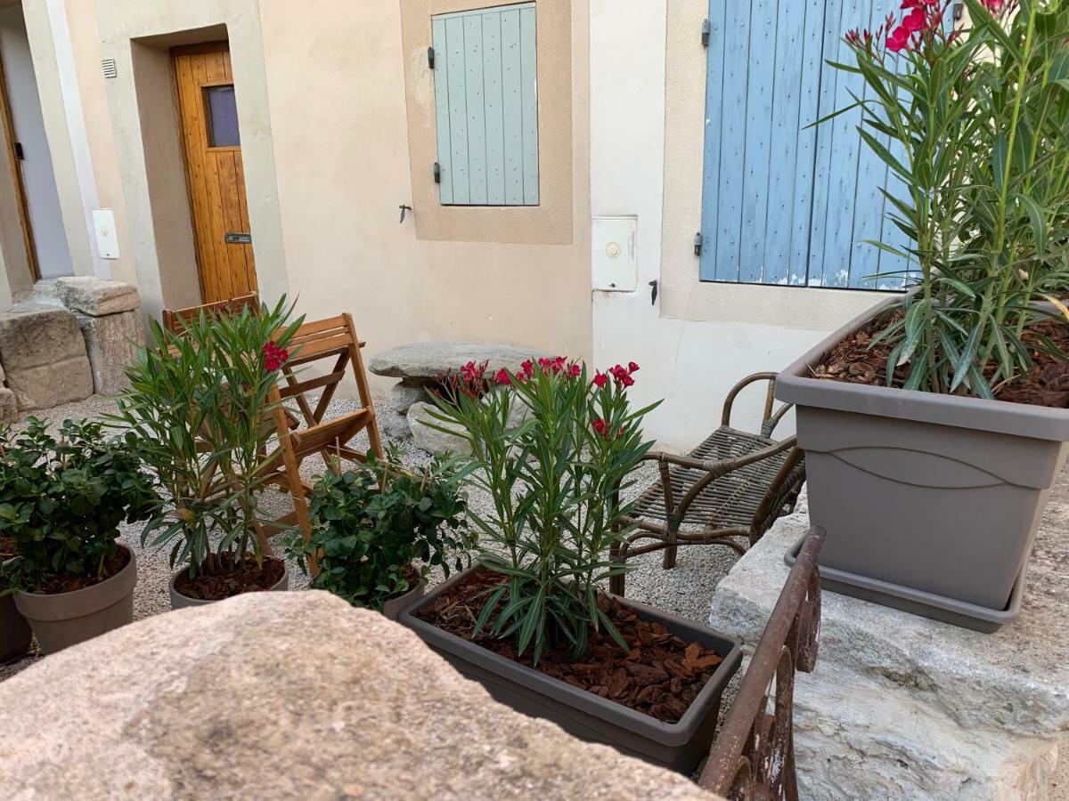 Les Lauriers Apartment L'Isle-sur-la-Sorgue Exterior photo